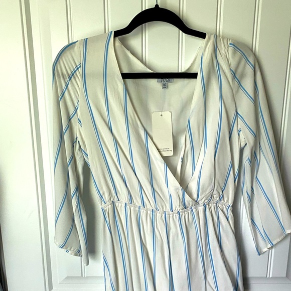 White summer romper - Picture 1 of 2